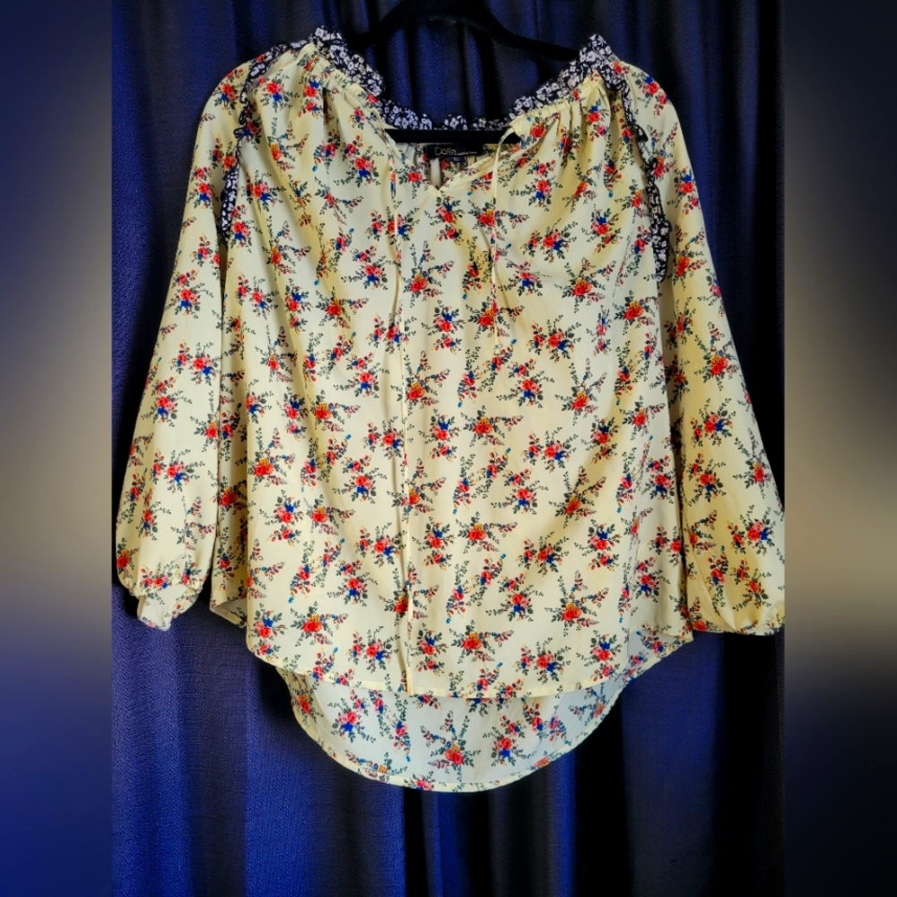 Women's Long Sleeve Yellow Floral Top